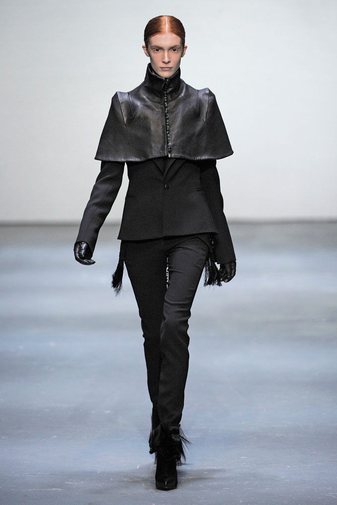 AW 0910 Look3