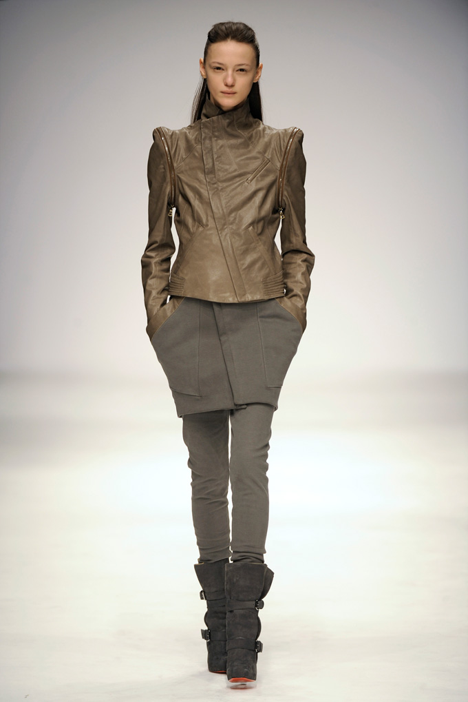 AW 1011 Look 13